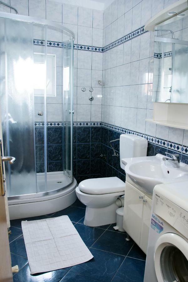 Apartments Ankica Шибеник Экстерьер фото