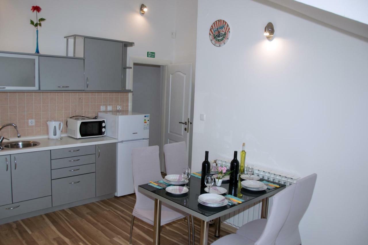 Apartments Ankica Шибеник Экстерьер фото